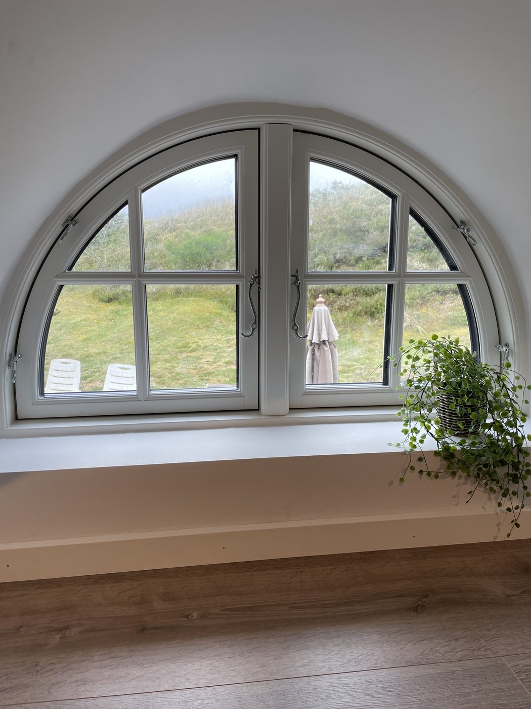 Hems i sommerhus ved Vesterhavet